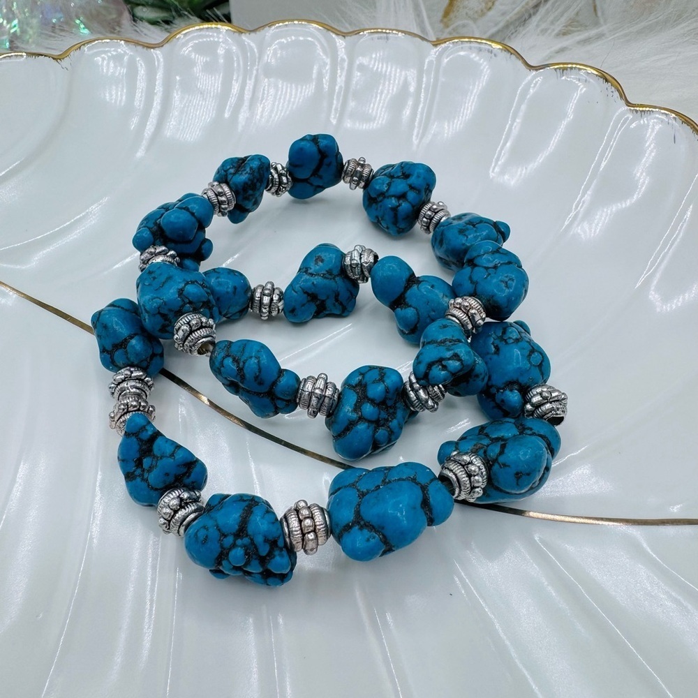 Textured Turquoise and Silver Beaded Bracelet Set